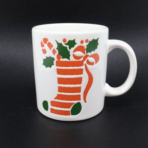 Vintage Waechtersbach Christmas Coffee Mug Tea Cup Stocking Germany Red - Picture 3 of 6